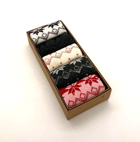nordic snowflake pattern crew socks gift box 5 pair set